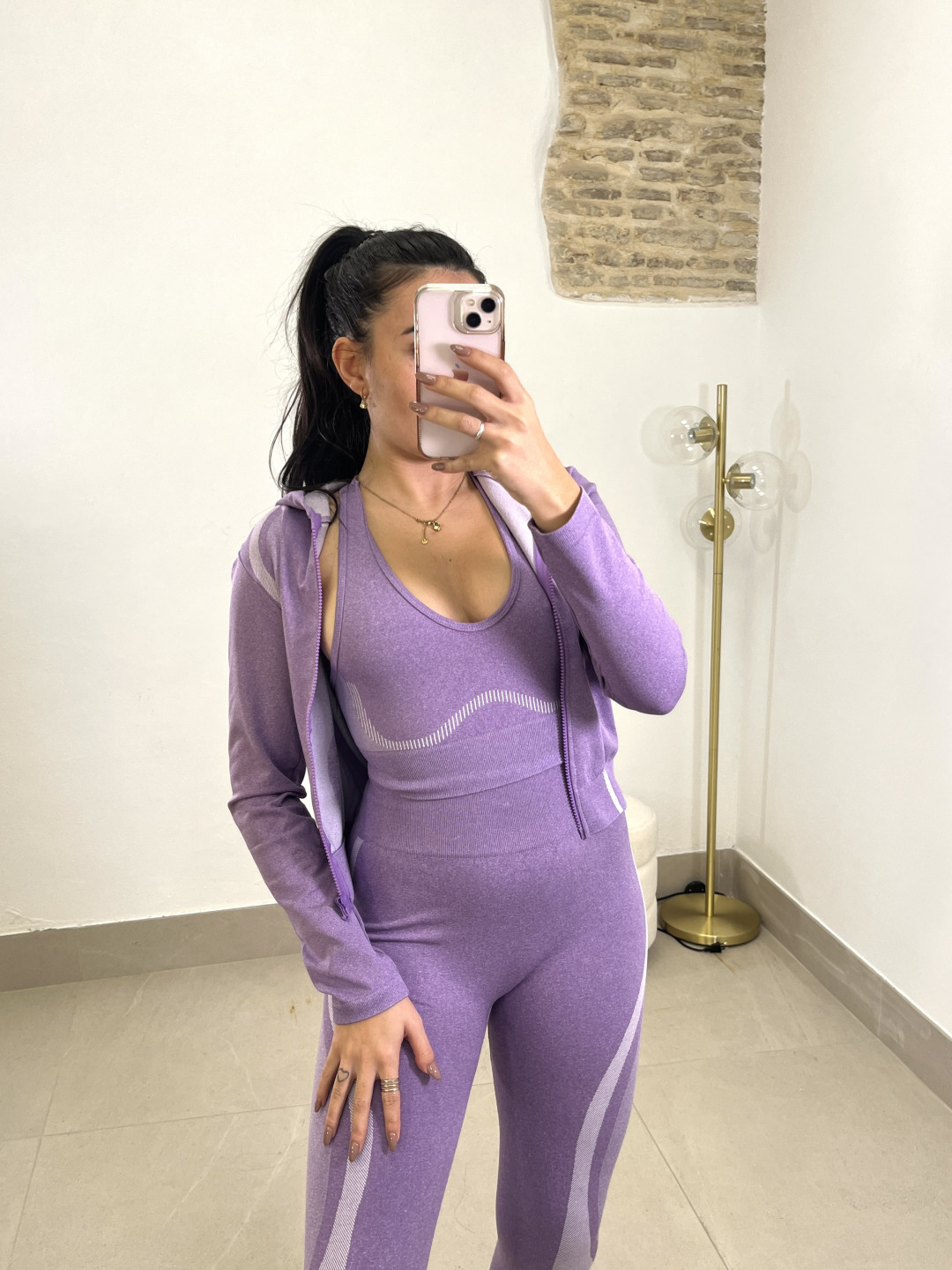 Conjunto deportivo tres piezas Q9589 lila