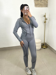 Conjunto deportivo tres piezas Q9589 gris