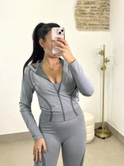 Conjunto deportivo tres piezas Q9589 gris