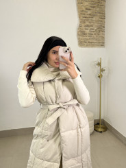 Plumas largo sin mangas beige