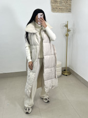 Plumas largo sin mangas beige
