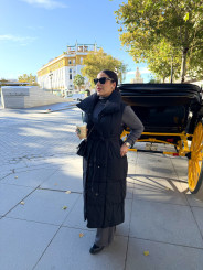 Plumas largo sin mangas negro