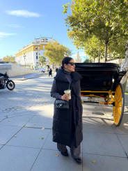 Plumas largo sin mangas negro