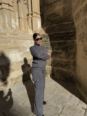 Conjunto punto cargo gris