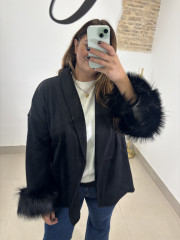 Abrigo paño corto plumas manga negro
