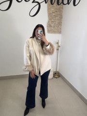 Abrigo paño corto plumas manga beige