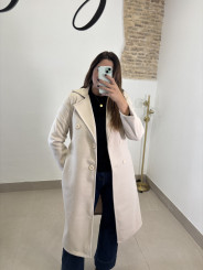 Abrigo paño botones beige