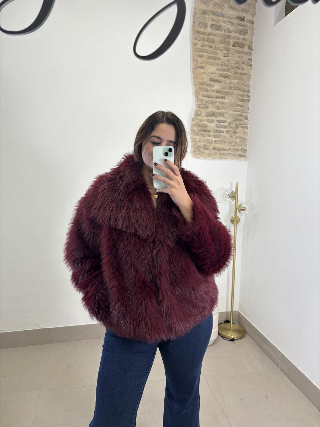 Abrigo pelo corto tinto