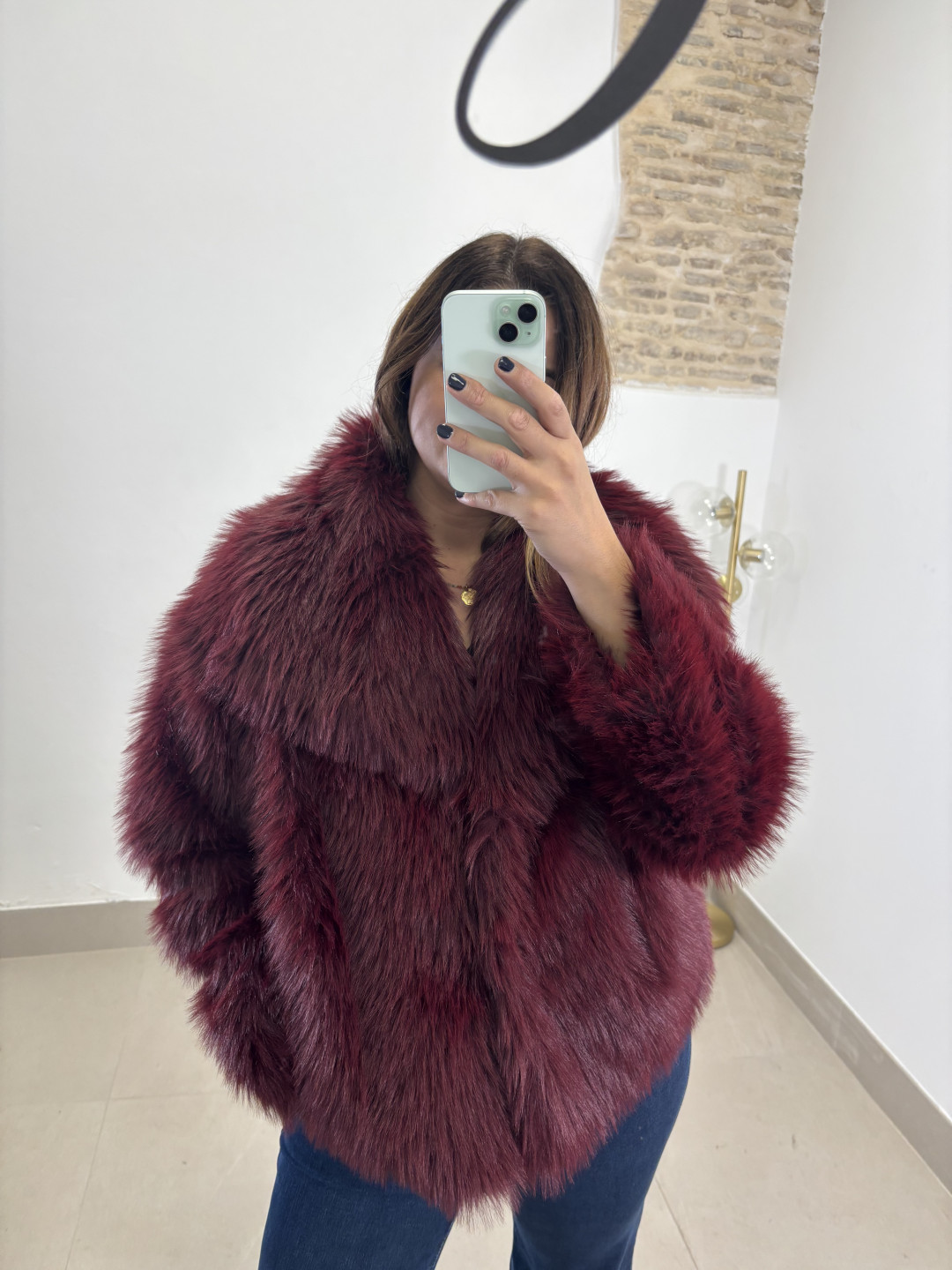 Abrigo pelo corto tinto