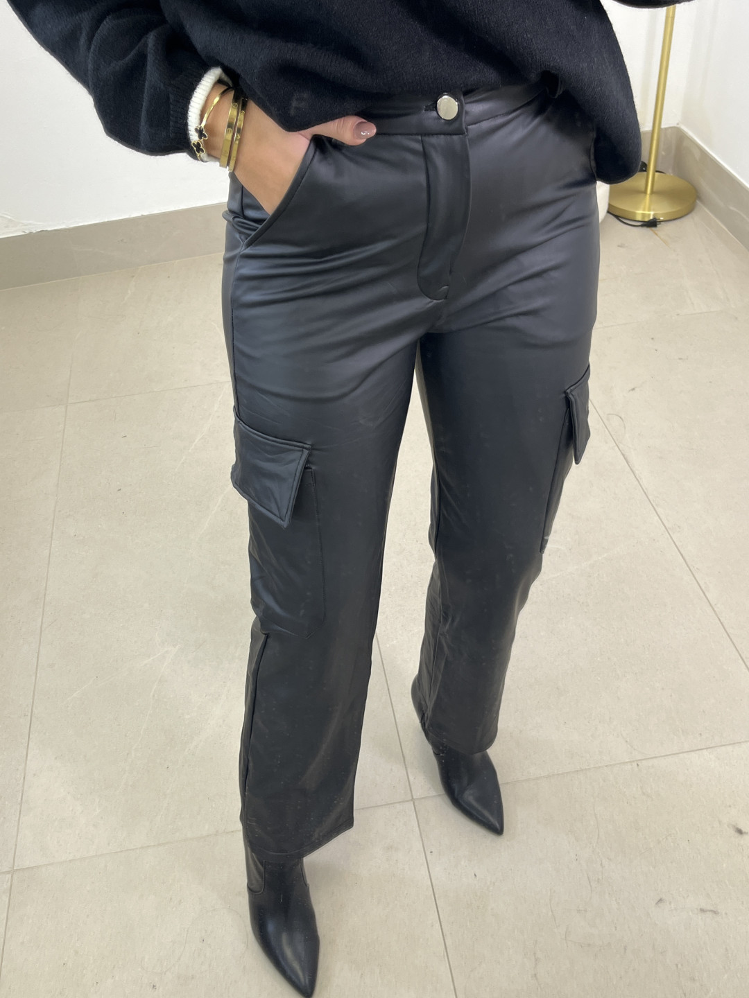 Pantalon  encerado cargo negro