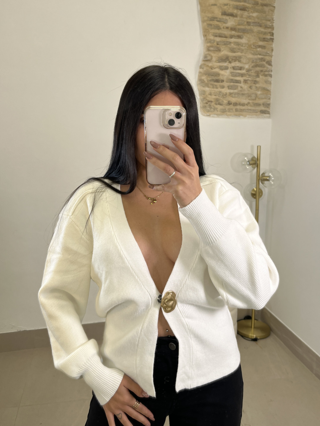 Rebeca boton dorado blanca