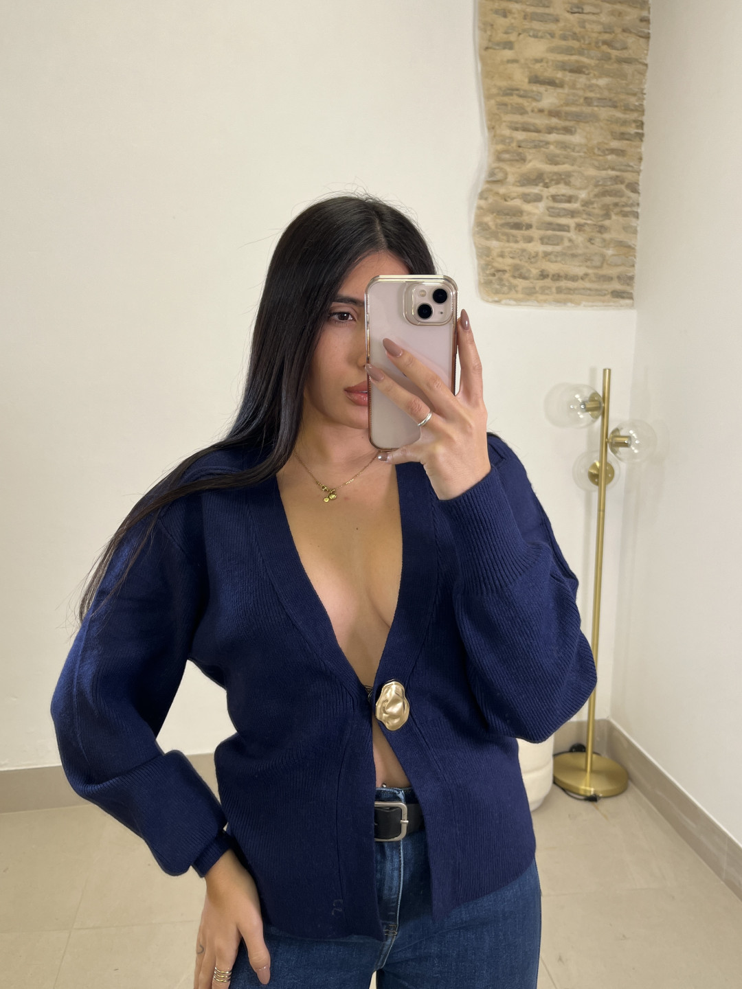 Rebeca boton dorado azul