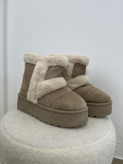 Bota osito combinada pelos