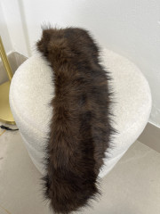 cuello pelos combinado marron/negro