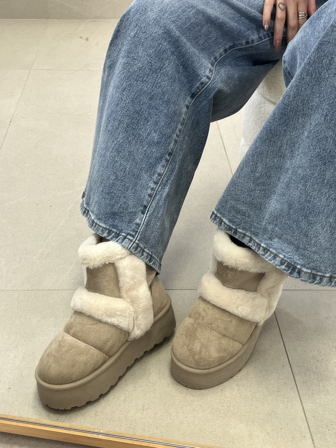 Bota osito combinada pelos