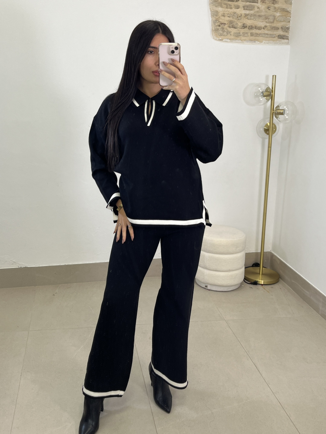 conjunto cuello polo punto negro