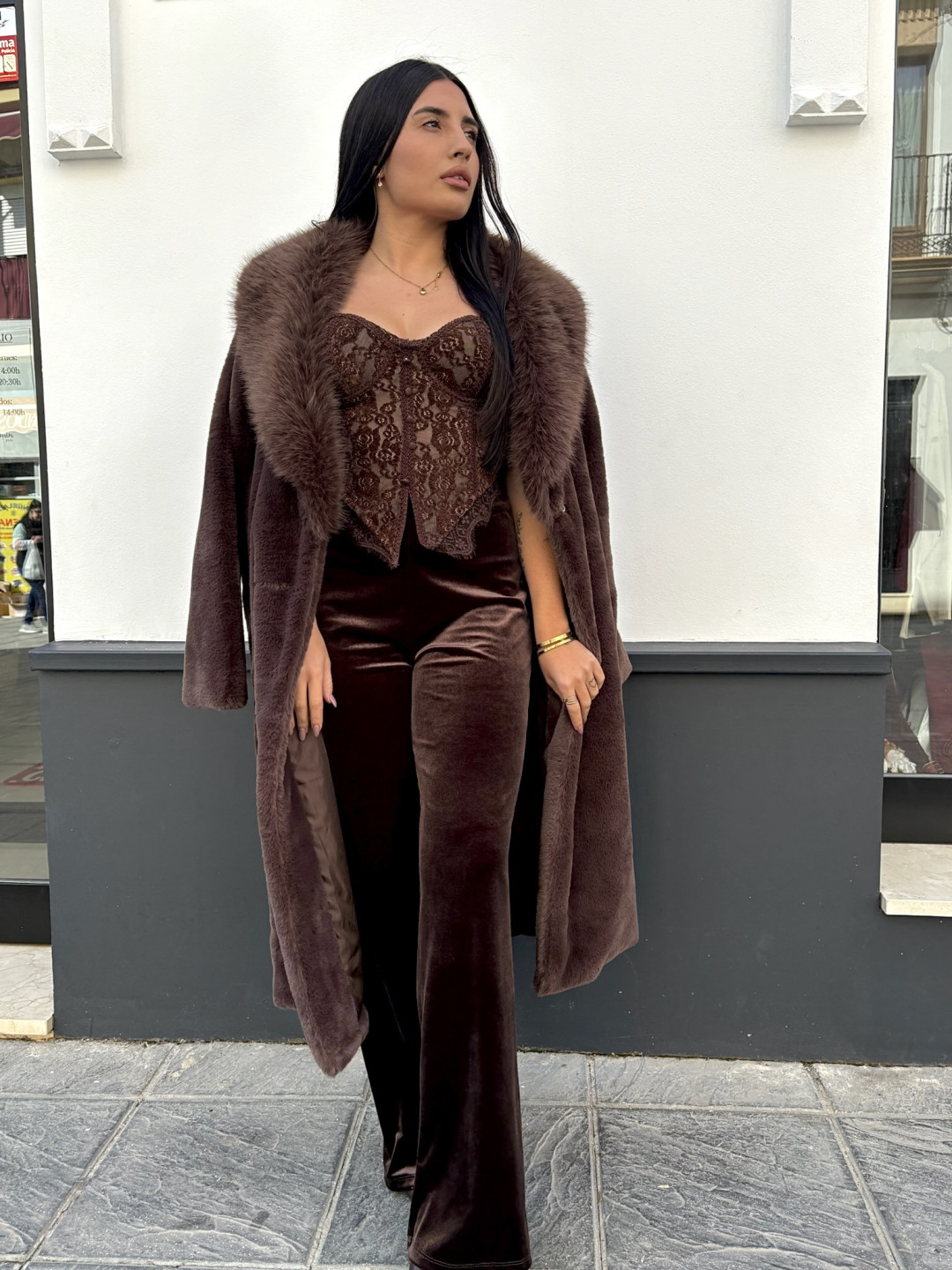 corse encaje terciopelo marron