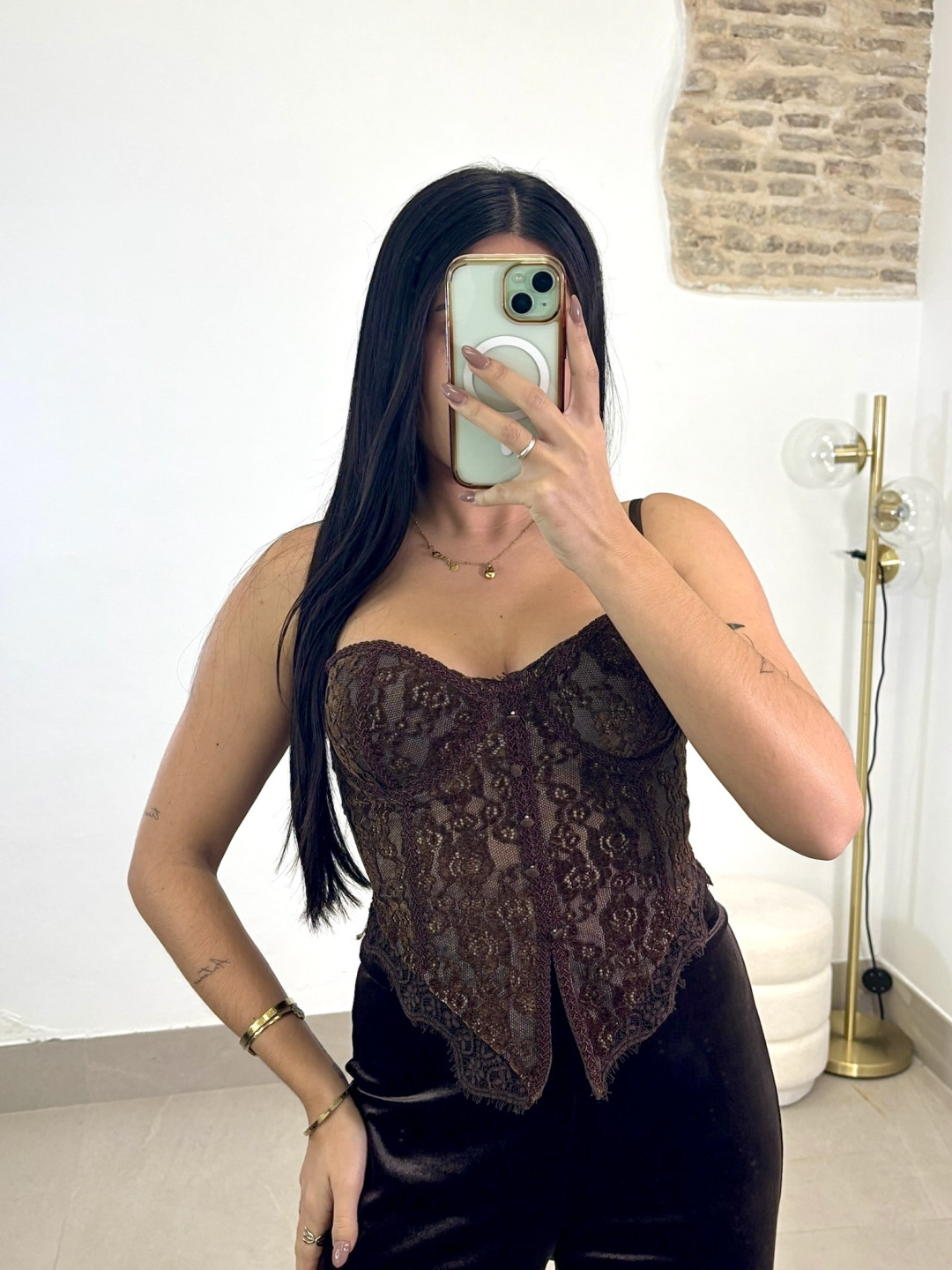 corse encaje terciopelo marron