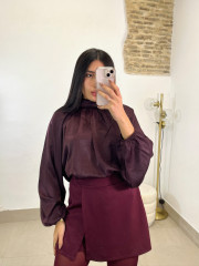 Blusa detalle lazo espalda berenjena