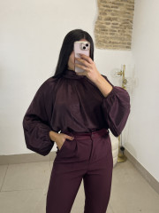 Blusa detalle lazo espalda berenjena