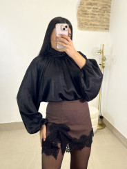 falda pantalón detalle encaje marron