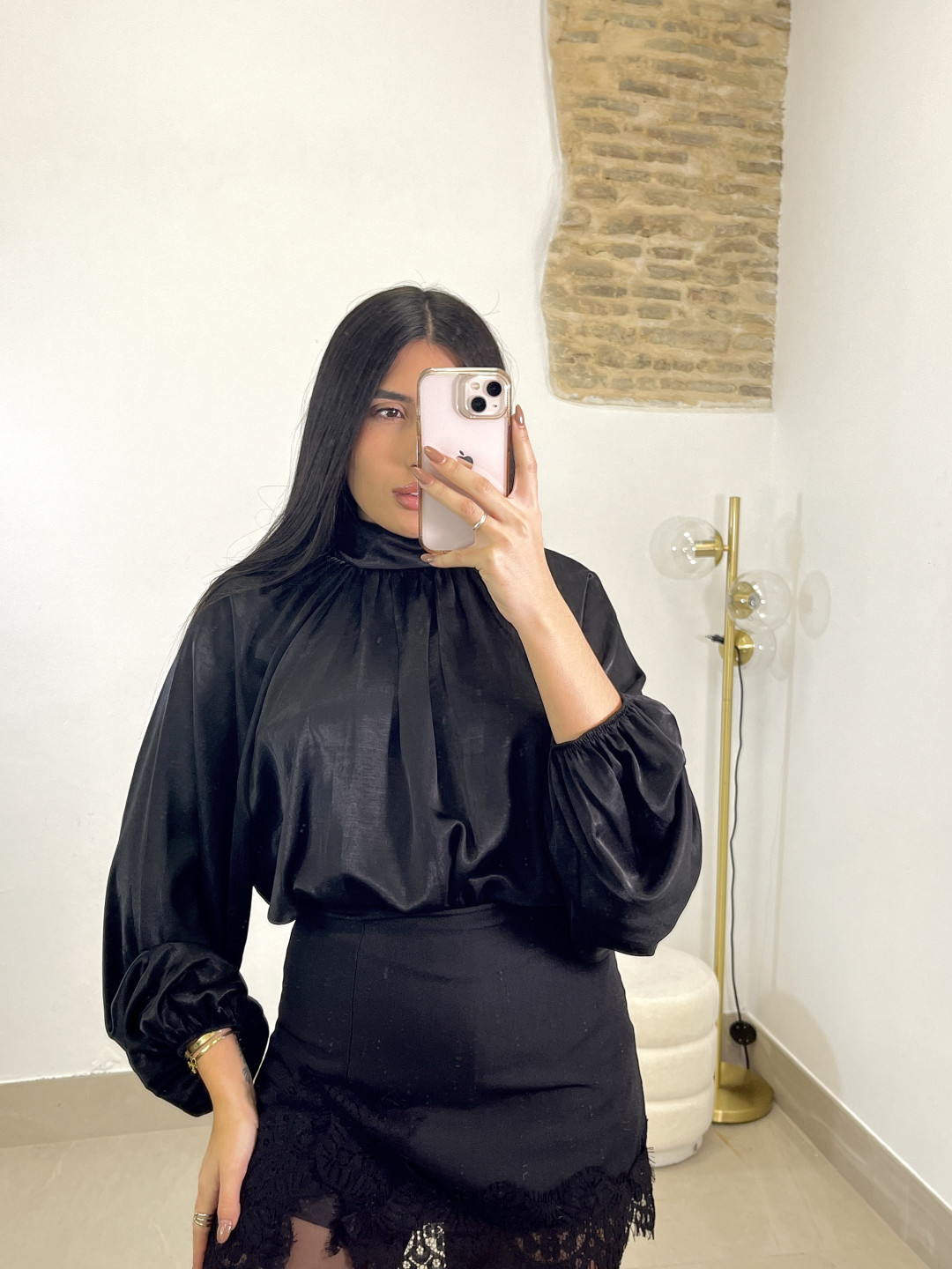 falda pantalón detalle encaje negra