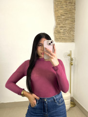 camiseta fina cuello perking frambuesa