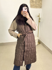 Chaleco anorak cuelllo pelos marron