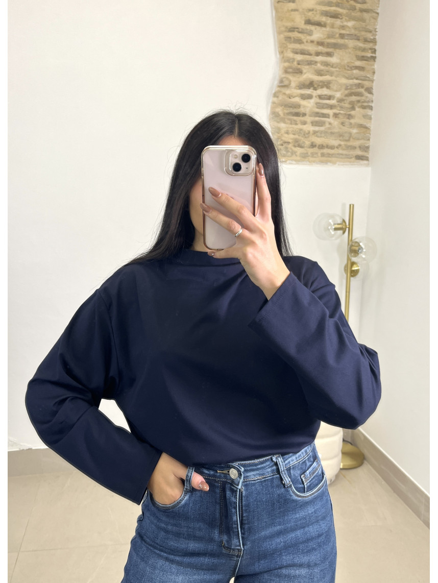 camiseta basica oversize manga larga azul