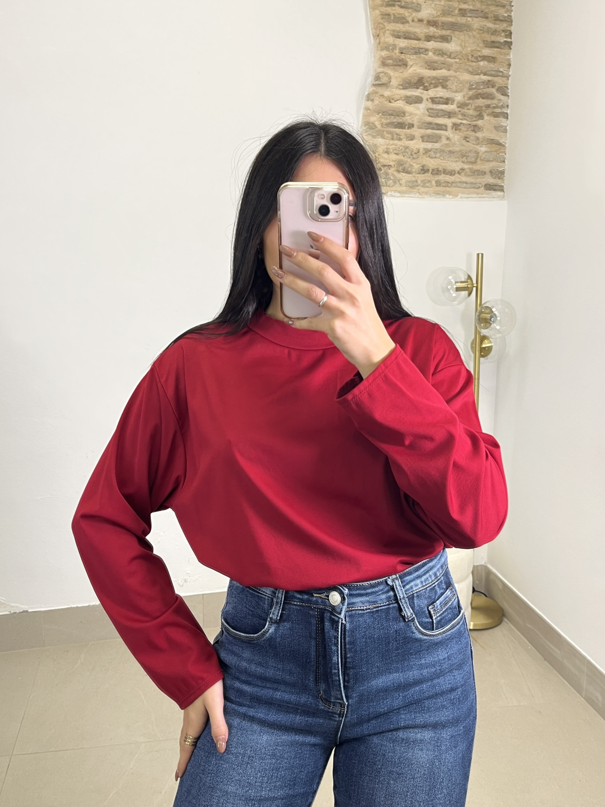 camiseta basica oversize manga larga roja