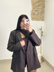 Blazer cruzada marron oscura