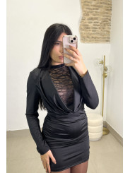 Vestido escote drapeado detalle encaje