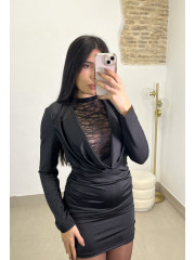 Vestido escote drapeado detalle encaje