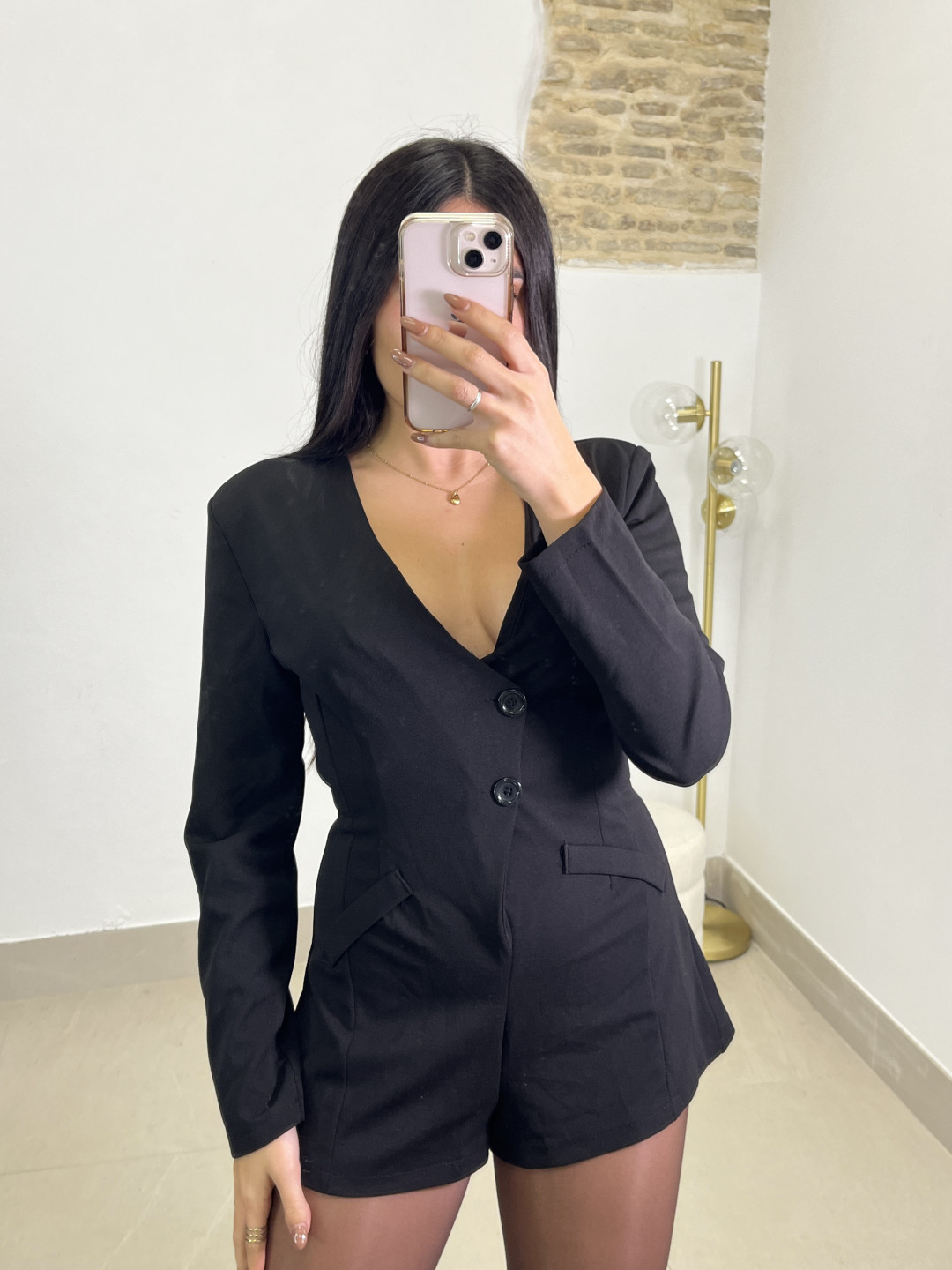 Vestido| Mono blazer negro cruzado botones