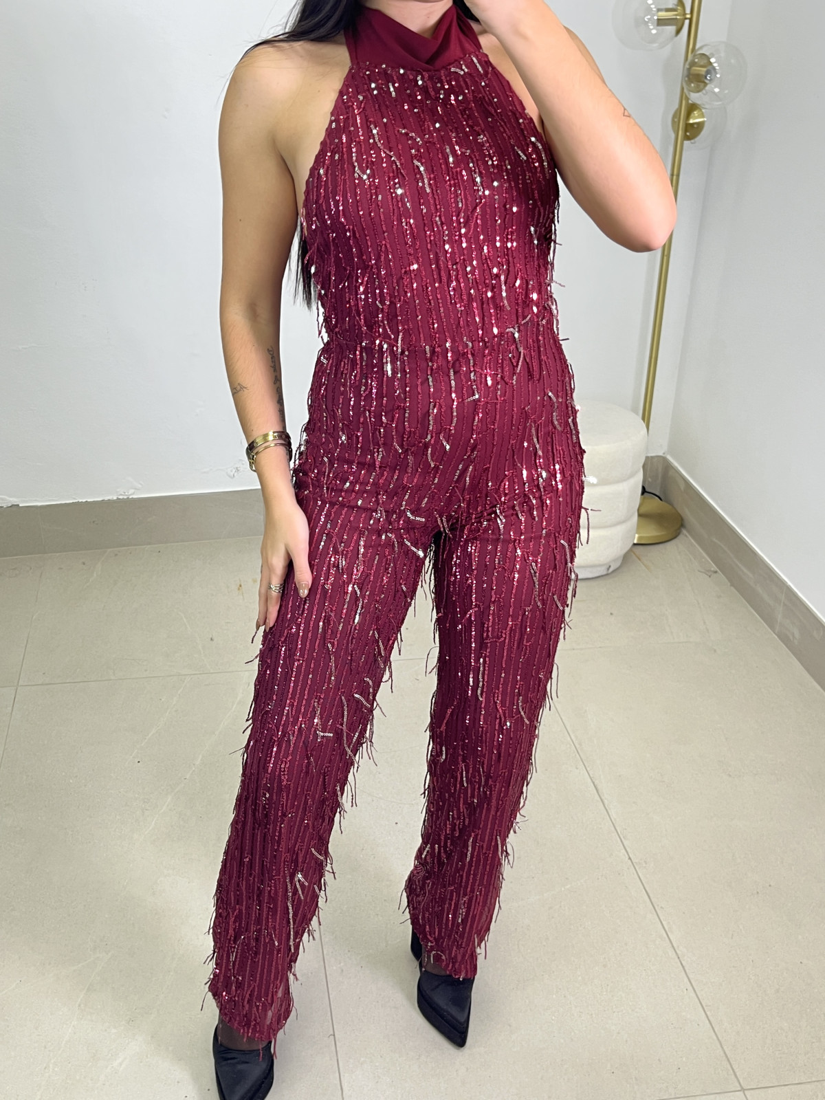 Mono cuello halter lentejuela tinto