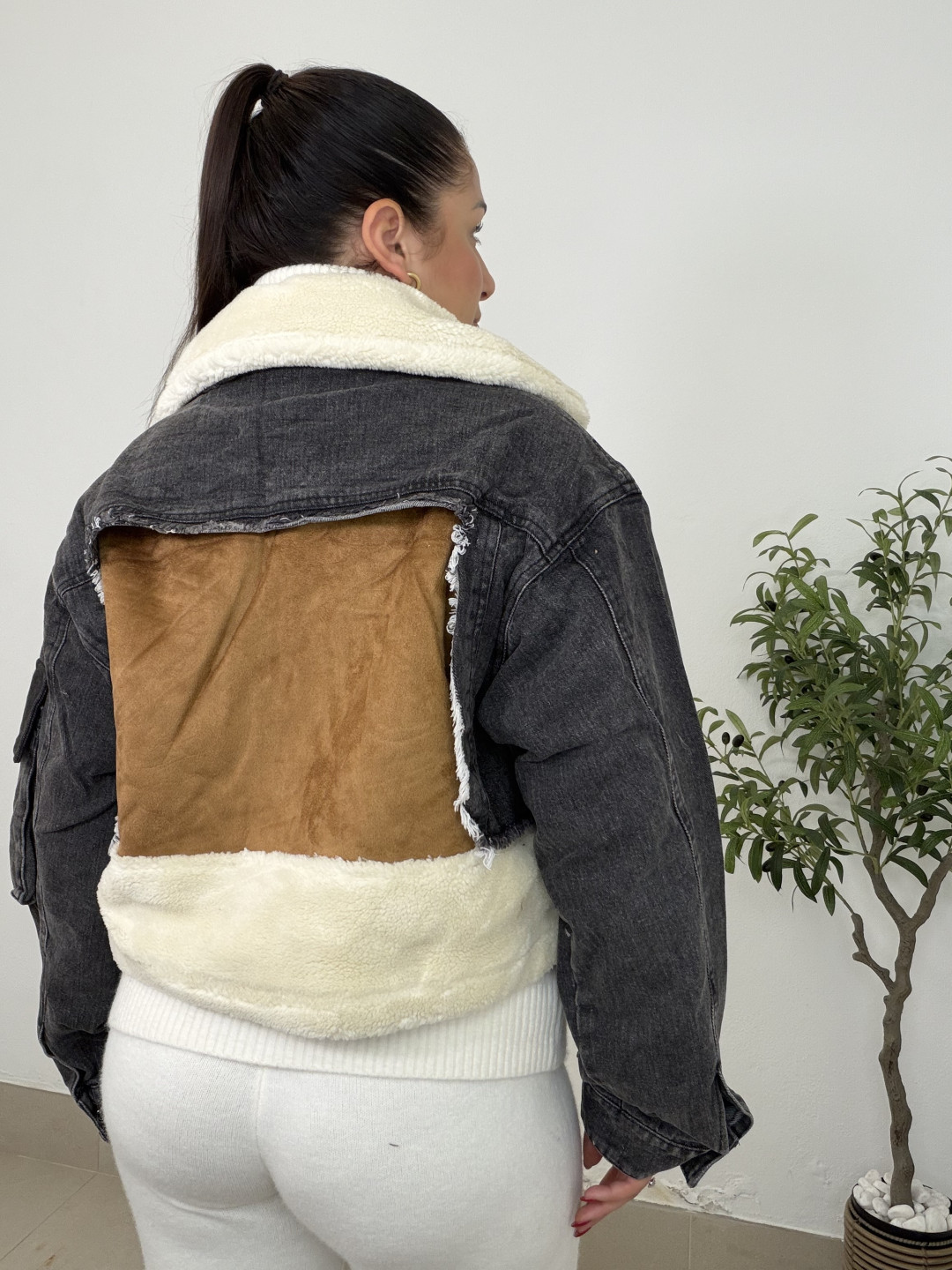 Abrigo corto combinado