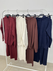 Conjunto dos piezas capucha