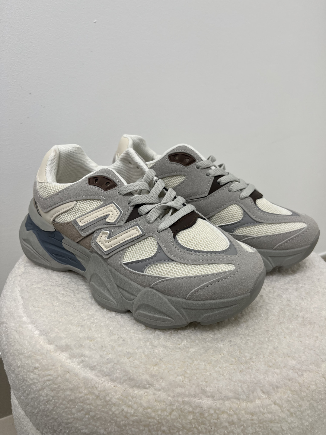 Zapatillas deportivas gris