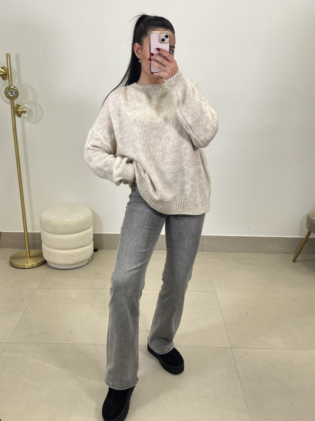 Vaquero gris desgastado