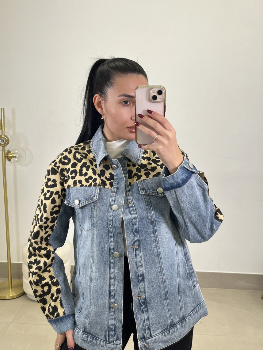 Chaqueta denim combinada leopardo