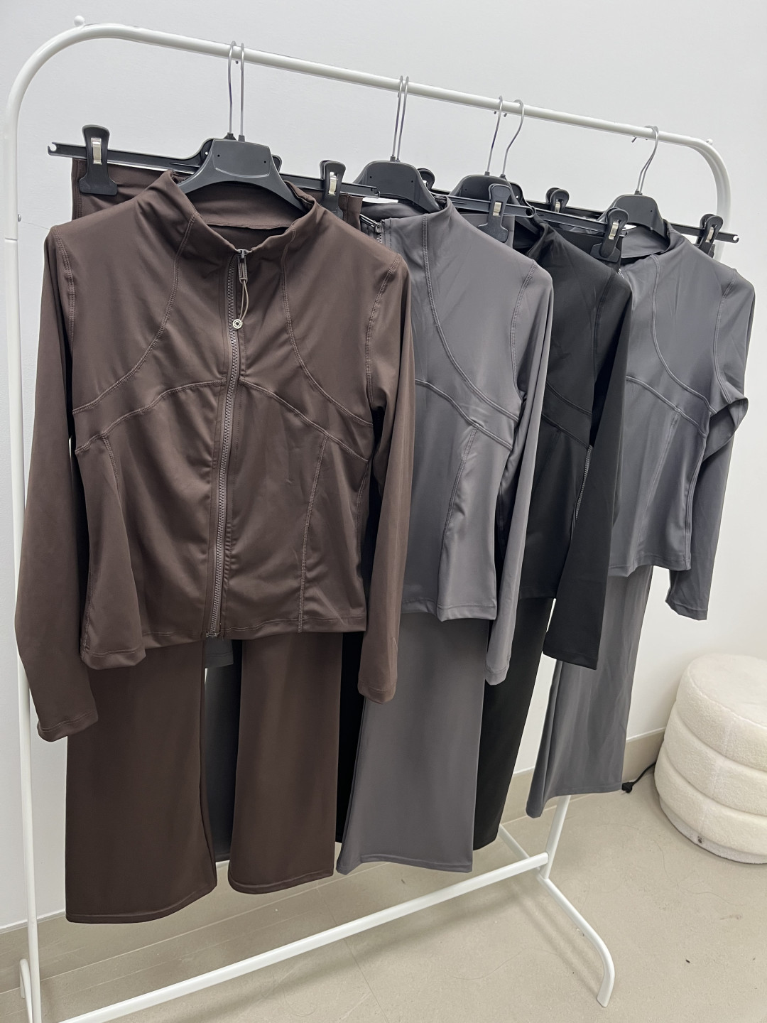 Conjunto deportivo dos piezas BZM205