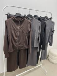 Conjunto deportivo dos piezas BZM205