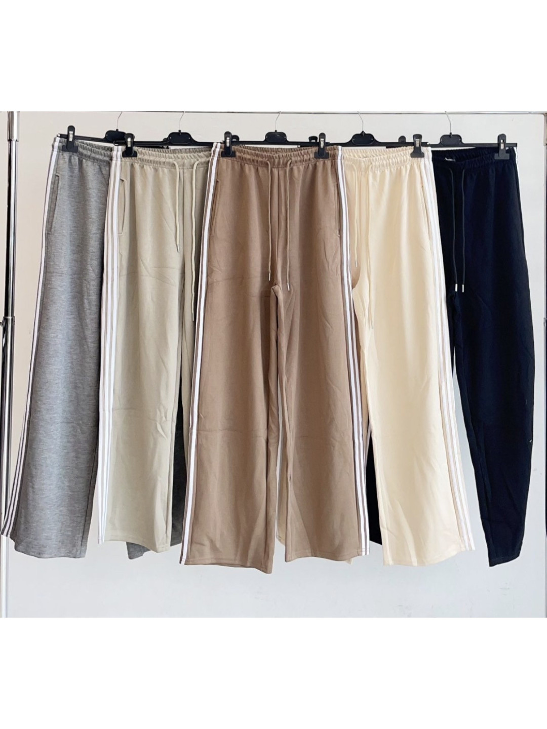 Pantalon felpa rayas laterales