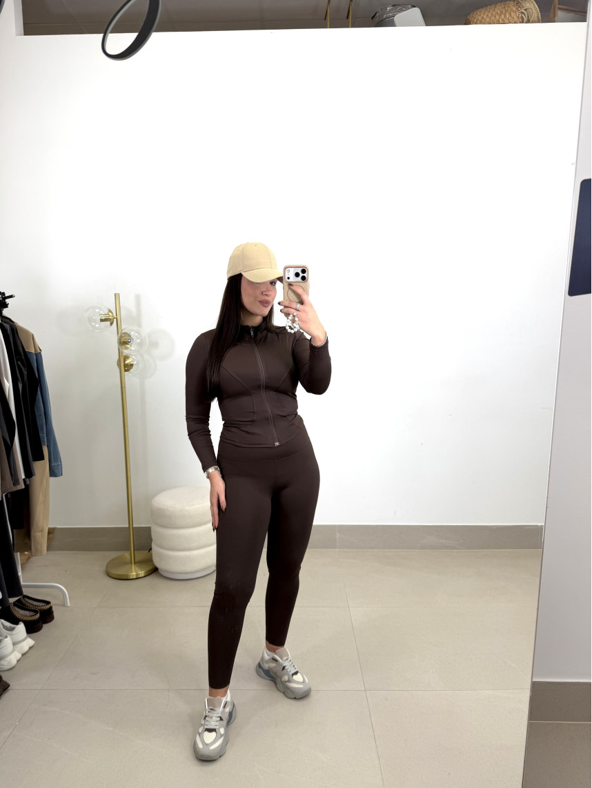 Conjunto deportivo dos piezas BZM261