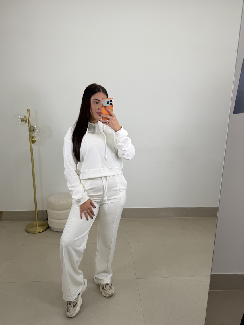 conjunto felpa handle with care