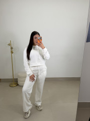 conjunto felpa handle with care