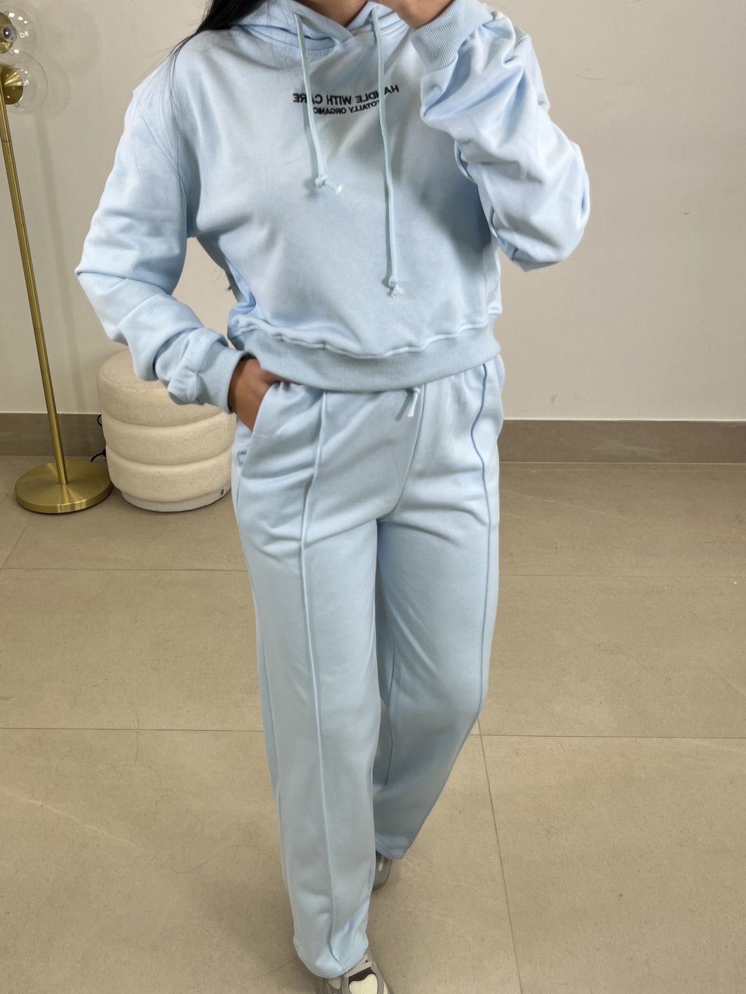 conjunto felpa handle with care