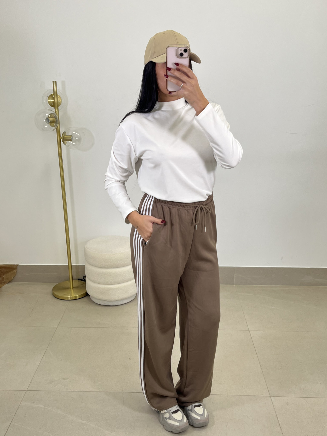 Pantalon felpa rayas laterales topo