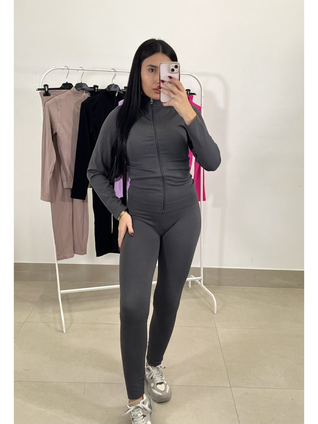 Conjunto deportivo tres piezas H708