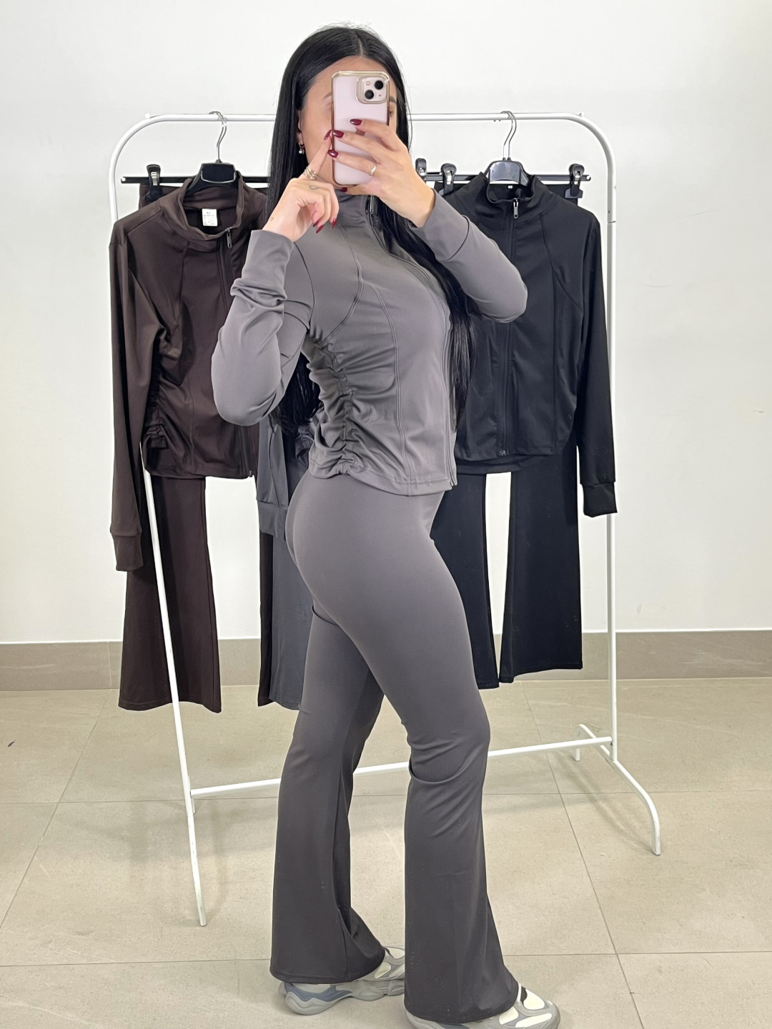 Conjunto deportivo dos piezas BZM029